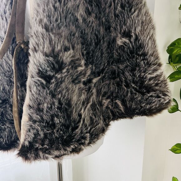 Wondershop Faux Fur Cape - Gray and Brown - Picture 4 of 8